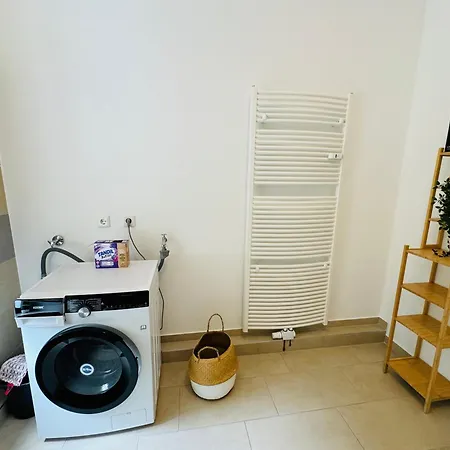 شقة Neu Und Modern - 2 Schlafzimmer - Arbeitsplatz - Nespresso *