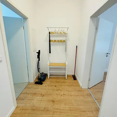 Neu Und Modern - 2 Schlafzimmer - Arbeitsplatz - Nespresso * Wuppertal