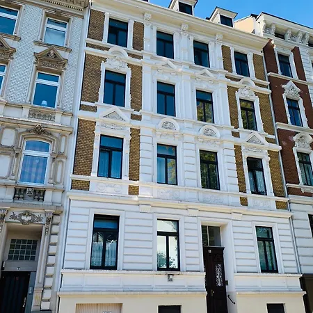 Neu Und Modern - 2 Schlafzimmer - Arbeitsplatz - Nespresso Apartment