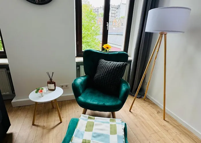 Neu Und Modern - 2 Schlafzimmer - Arbeitsplatz - Nespresso