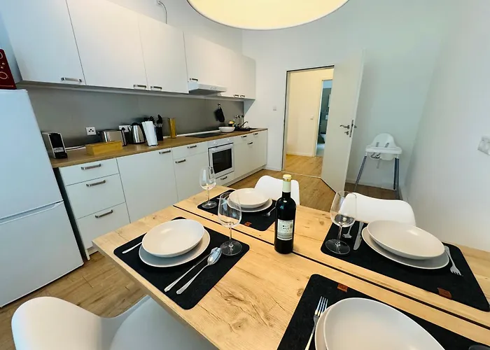 Neu Und Modern - 2 Schlafzimmer - Arbeitsplatz - Nespresso * Wuppertal